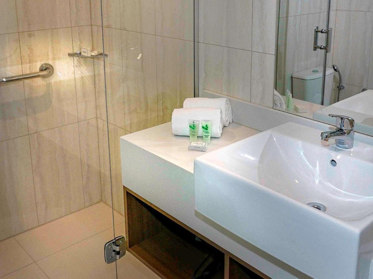 Отель Ibis Styles Curitiba Aeroporto Сан-Жозе-дус-Пиньяйс Экстерьер фото